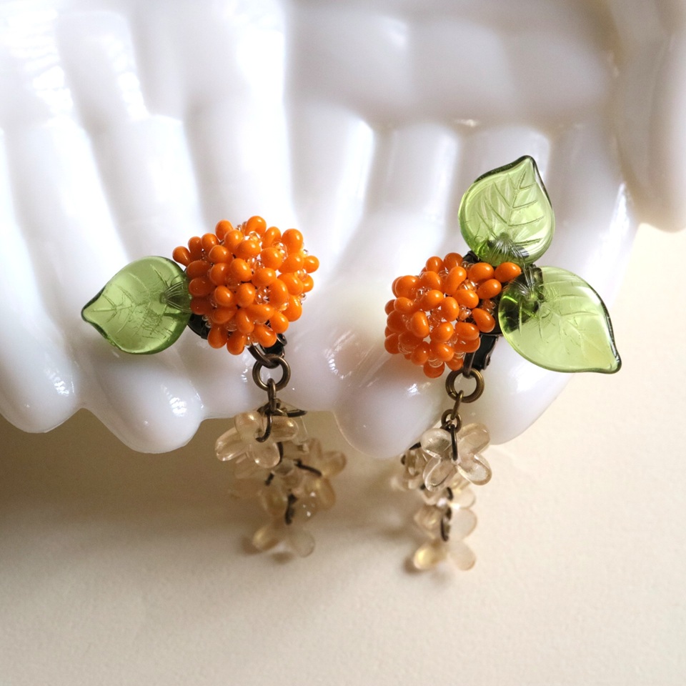 香る金木犀のイヤリング